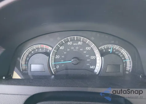 2013 Toyota Camry Se z USA, uszkodzony, nr VIN 4T1BF1FK8DU696963